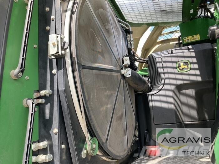 John Deere 8600 I Självgående fälthackar