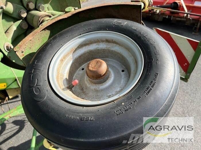 Krone KW 7.70/6 Vändare och luftare