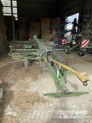 Krone SWADRO 710/26T Vändare och luftare