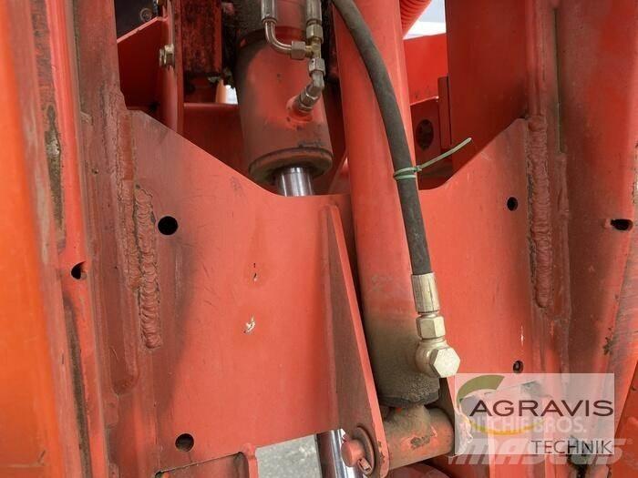 Kuhn GA 9321 Vändare och luftare