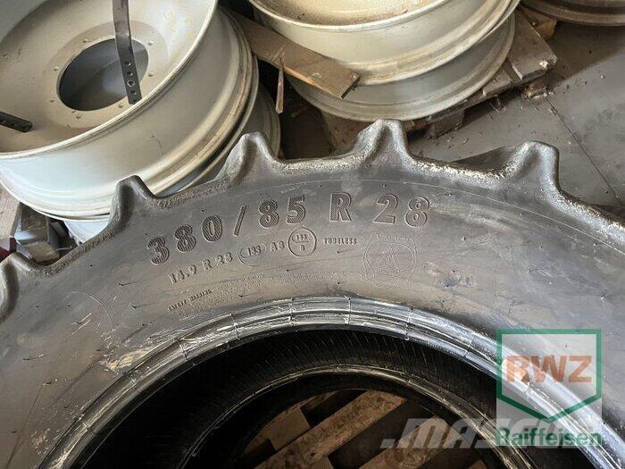 Mitas 380 85 28 Däck, hjul och fälgar