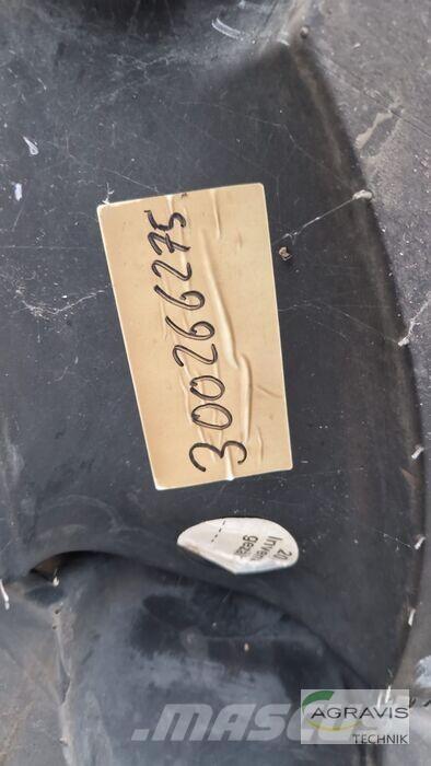 Mitas 440/65R24 Däck, hjul och fälgar