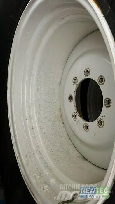 Mitas KR 650/75R32 Däck, hjul och fälgar
