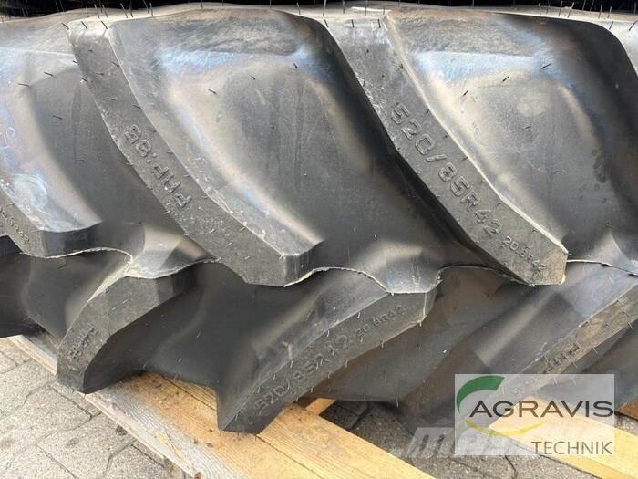 Pirelli KR 520/85R42 Däck, hjul och fälgar