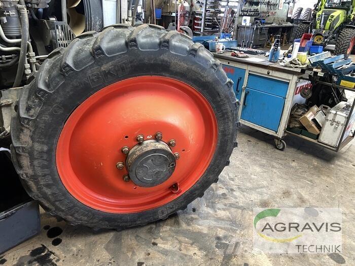  SATZ PFLEGERÄDER Däck, hjul och fälgar