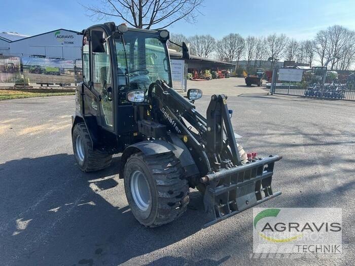 Schäffer 2445 S Hjullastare