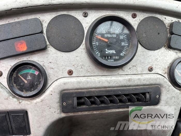 Schäffer 9300 Z Redskapsbärare för lantbruk