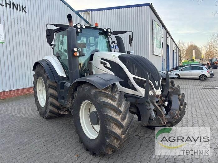 Valtra T 214 D Traktorer