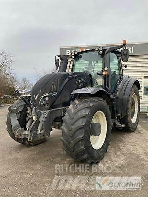 Valtra T254V Traktorer