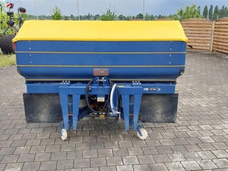 Bogballe M2W Fast- och kletgödselspridare