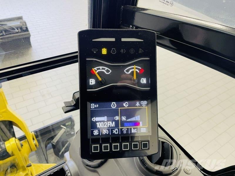 CAT 302CR-05A Hjulgrävare