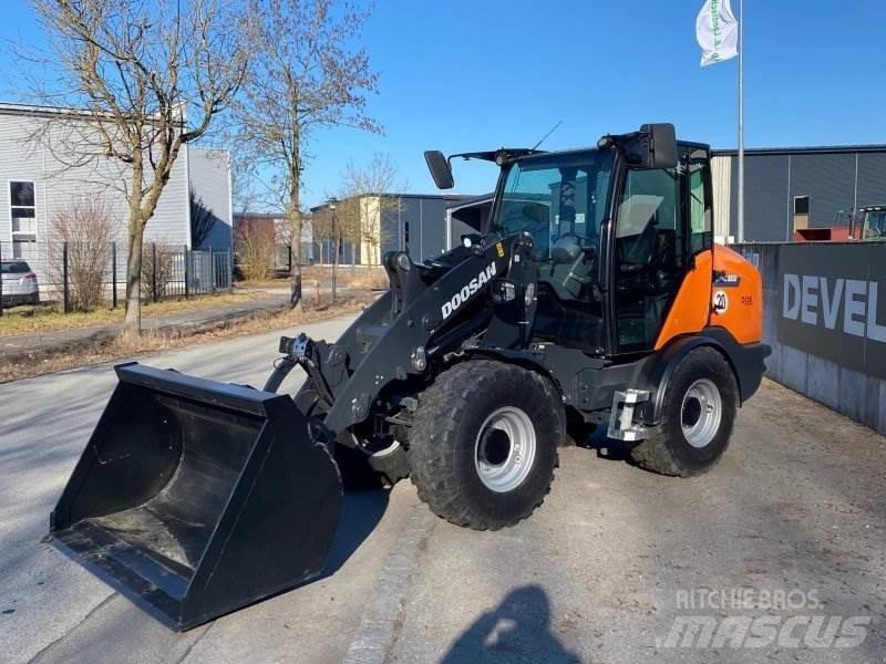 Doosan DL 80-7 Hjullastare