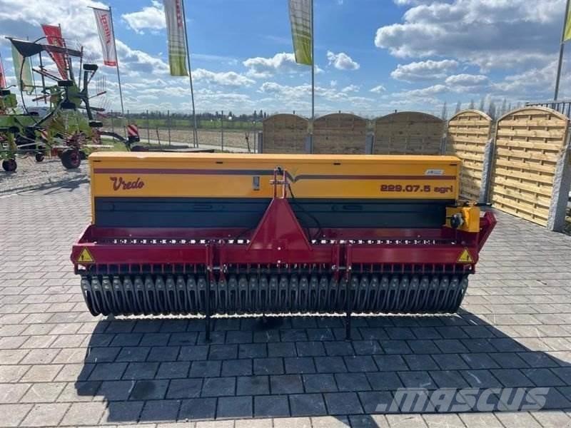  DX 229 Såmaskiner