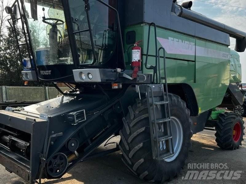 Fendt 5225 E Skördetröskor