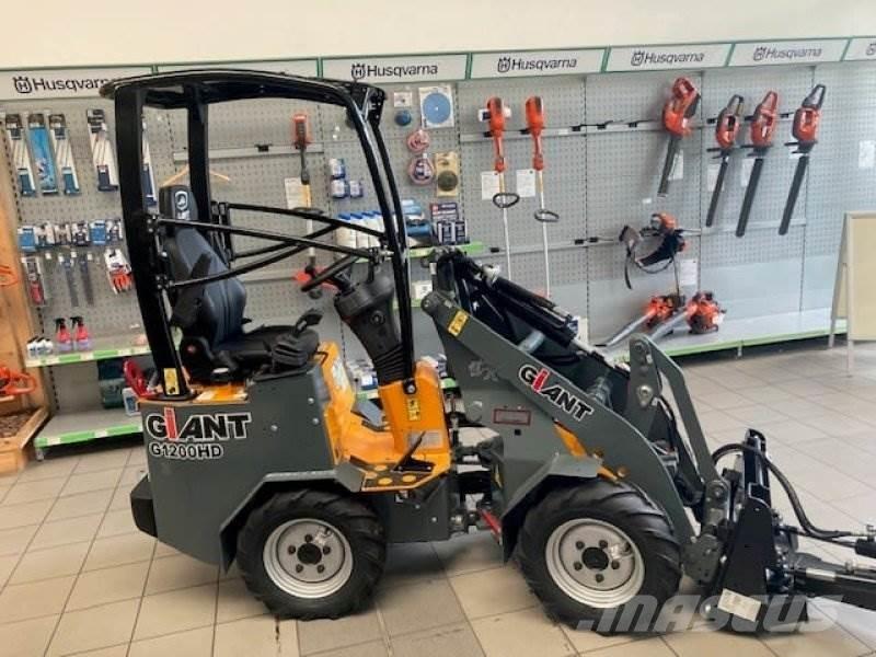 GiANT G1200 Kompaktlastare