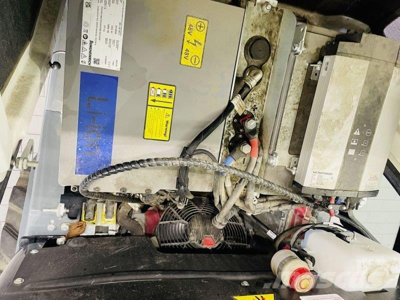 GiANT G2700E Kompaktlastare