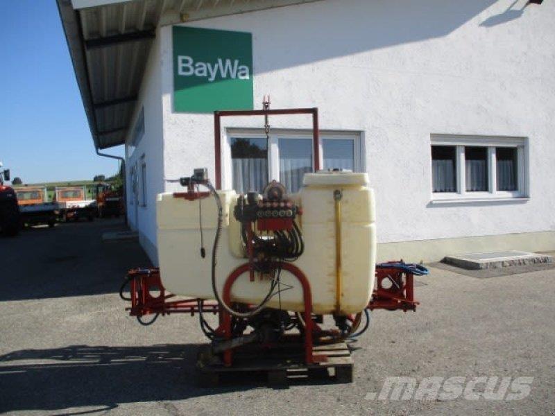  IS 600 #995 Fast- och kletgödselspridare