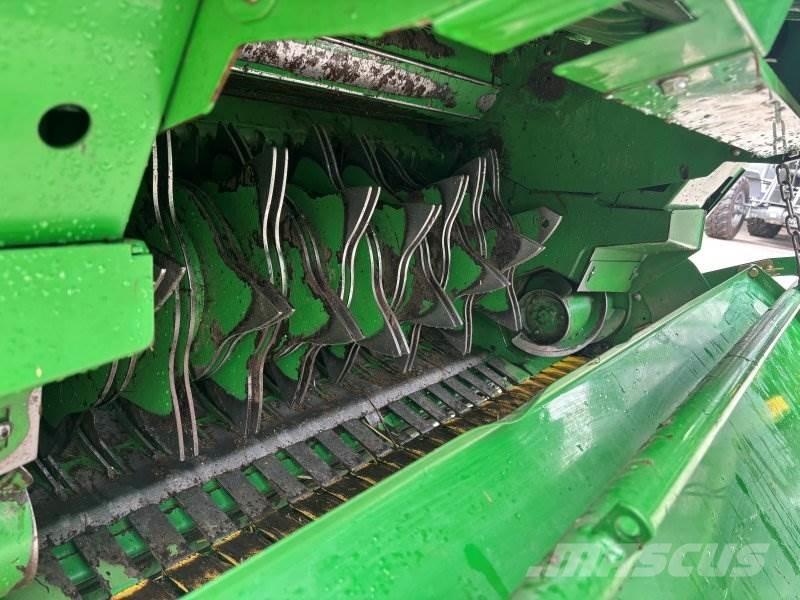 John Deere 623 Rundbalspressar