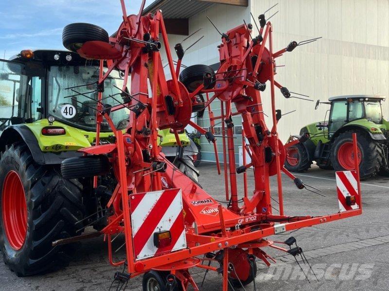 Kuhn GF 8702 Vändare och luftare