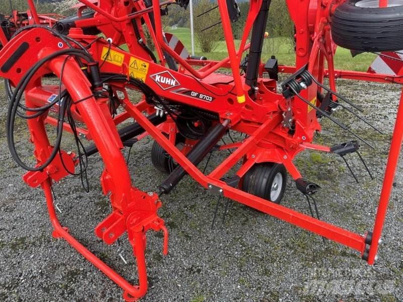 Kuhn GF 8703 Vändare och luftare