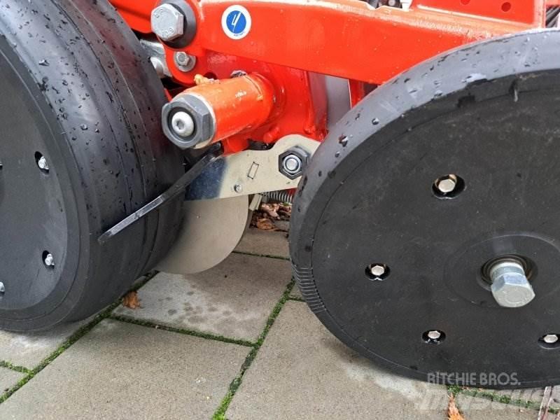 Kuhn Kosma TD Övriga såddmaskiner och sättningsmaskiner
