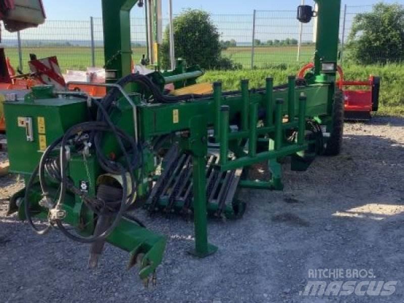 McHale 998 Inplastare