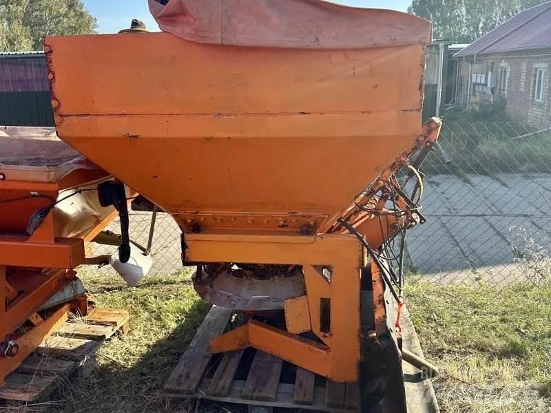 Rauch SA 601 Sand- och saltspridare