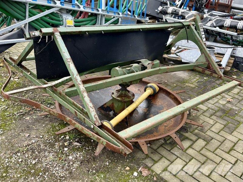  SONSTIGES Övrig inomgårdsutrustning