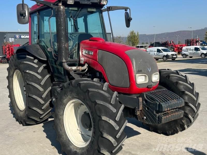 Valtra A93 H Traktorer