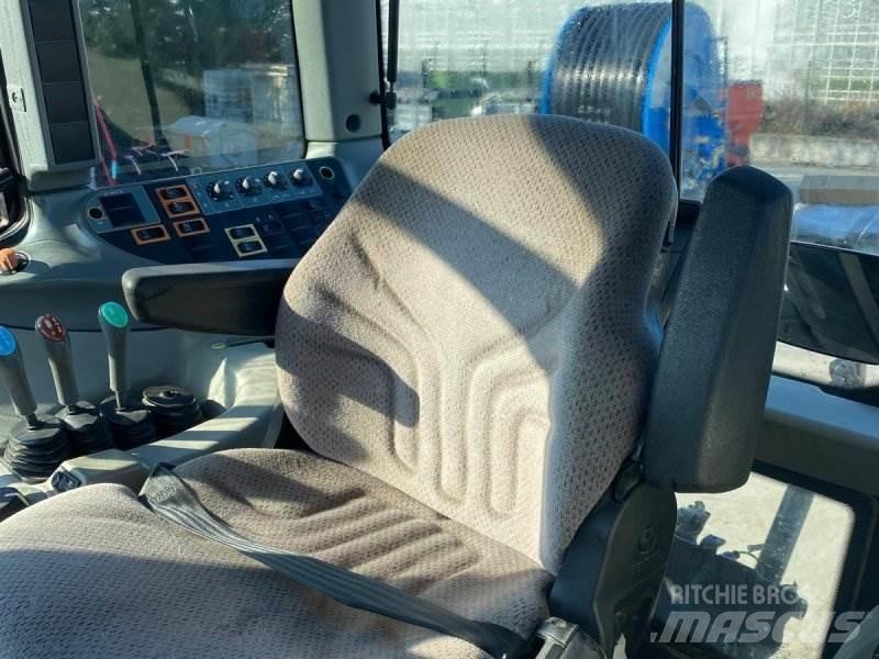 Valtra T153 H Traktorer