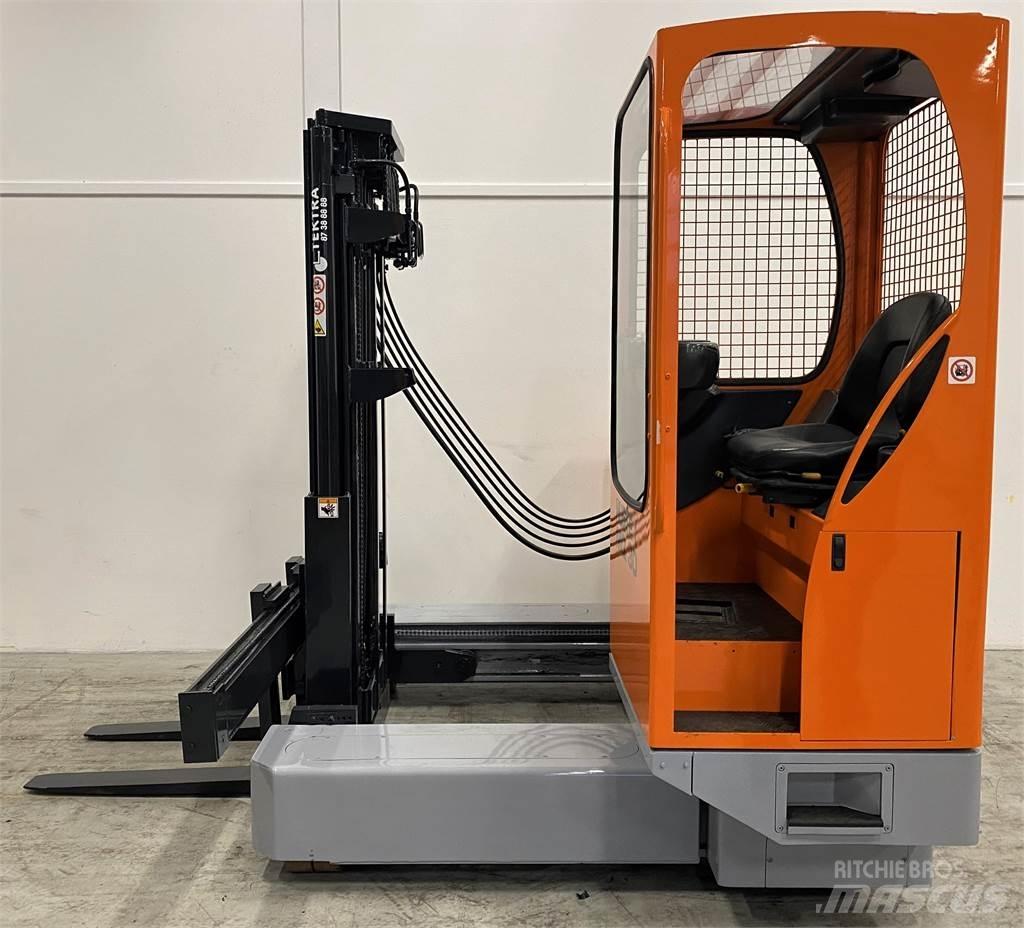 Hubtex MQ 30 AC 4-vägstruck