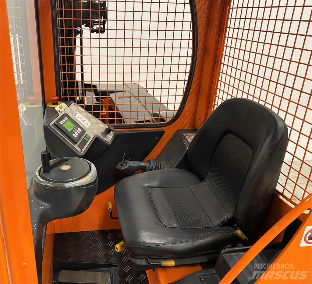 Hubtex MQ 30 AC 4-vägstruck