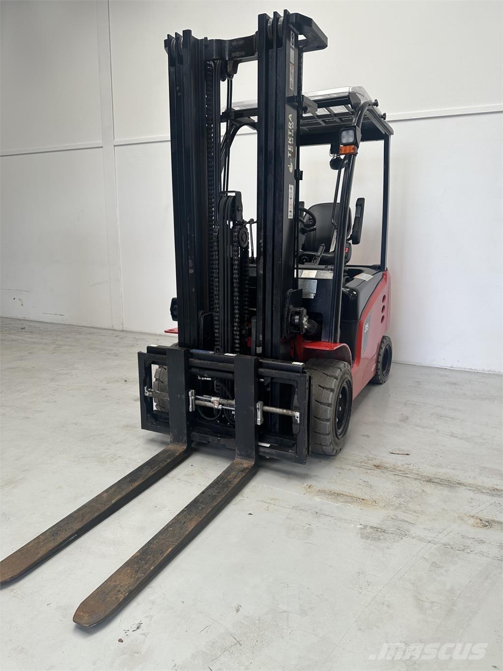 Tektra CPD35-XC4 Elmotviktstruckar