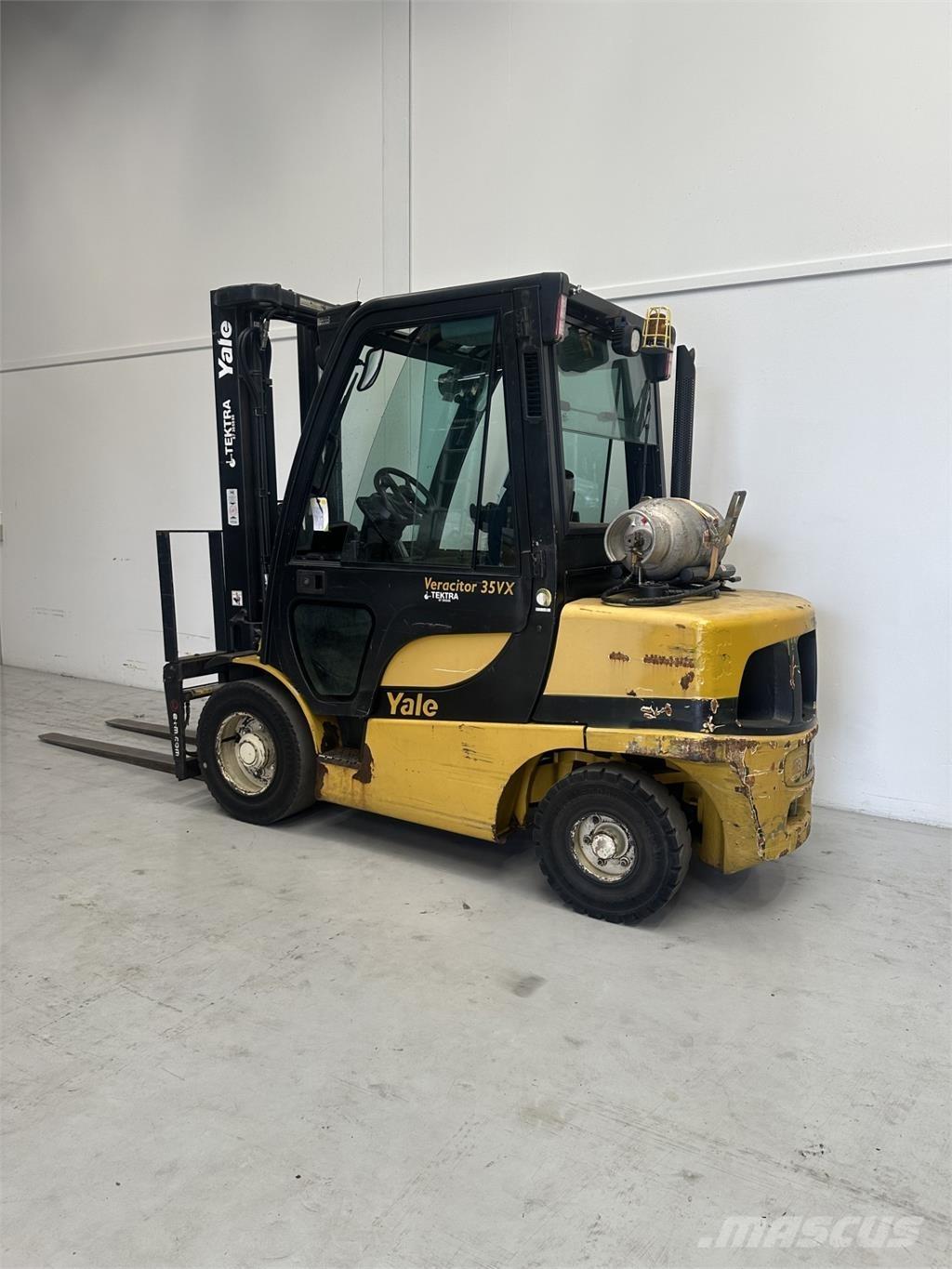 Yale GLP35VX Gasolmotviktstruckar