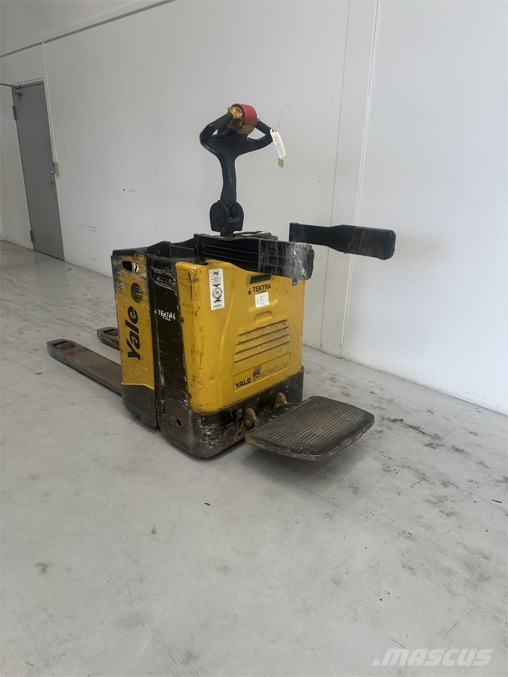 Yale MP20X - 300 AH Låglyftare med plattform