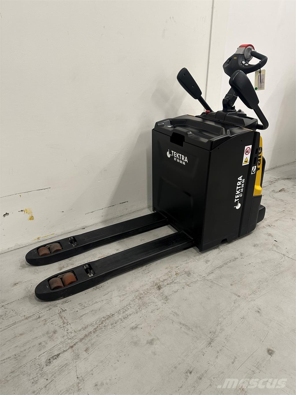 Yale MP20X-E843 Låglyftare med plattform