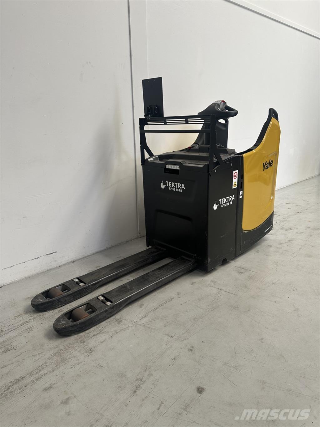 Yale MP20X-E843 Låglyftare med plattform