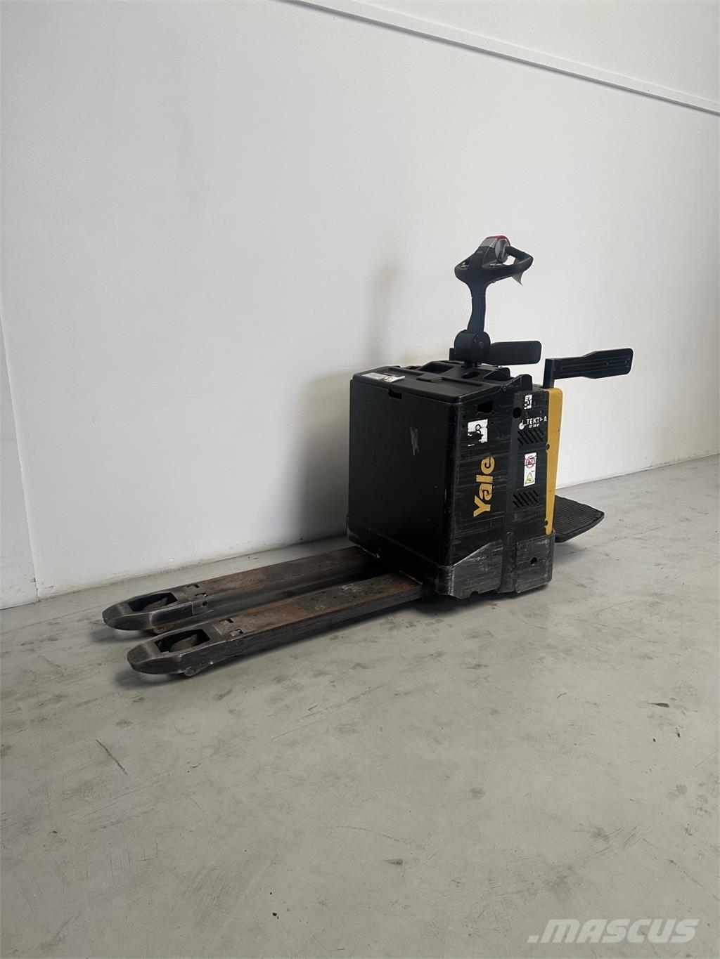 Yale MP20X FBW - 250 AH Låglyftare med plattform