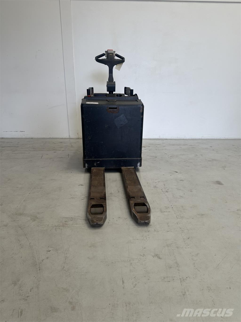 Yale MP20X FBW - 400 AH Låglyftare med plattform