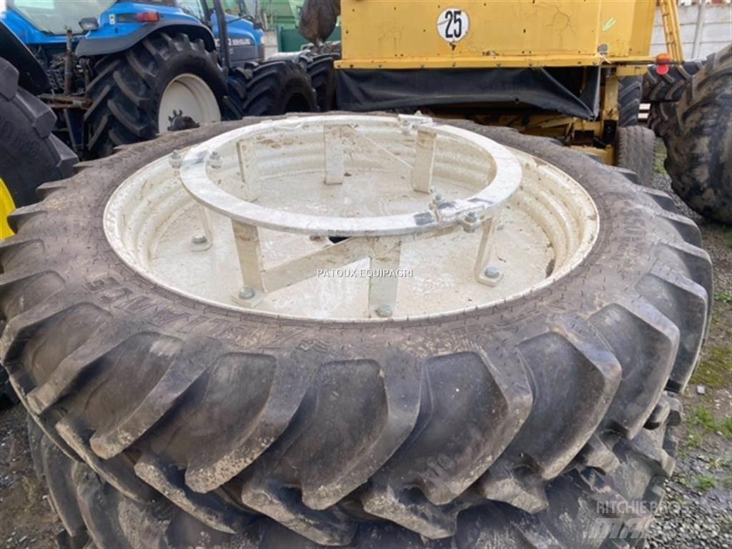 Alliance 300/95R46 Däck, hjul och fälgar