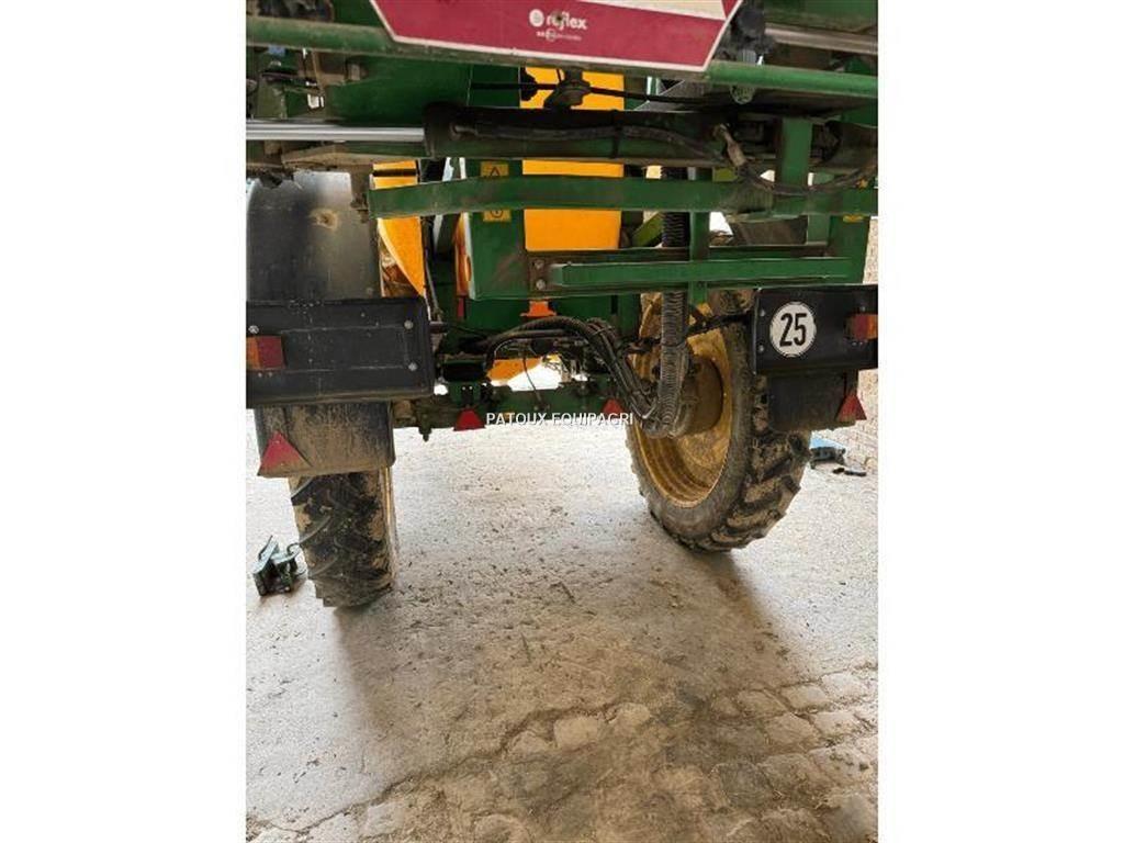 John Deere 832I Dragna sprutor