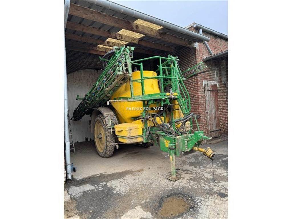 John Deere 832I Dragna sprutor