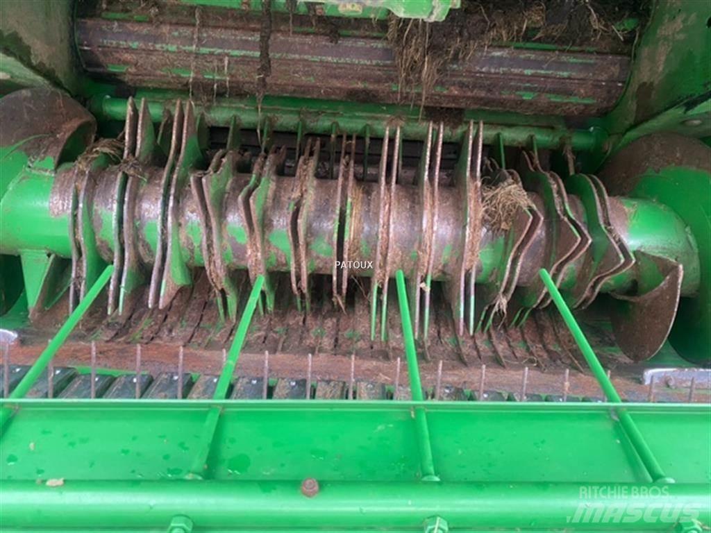 John Deere C441R Inplastare