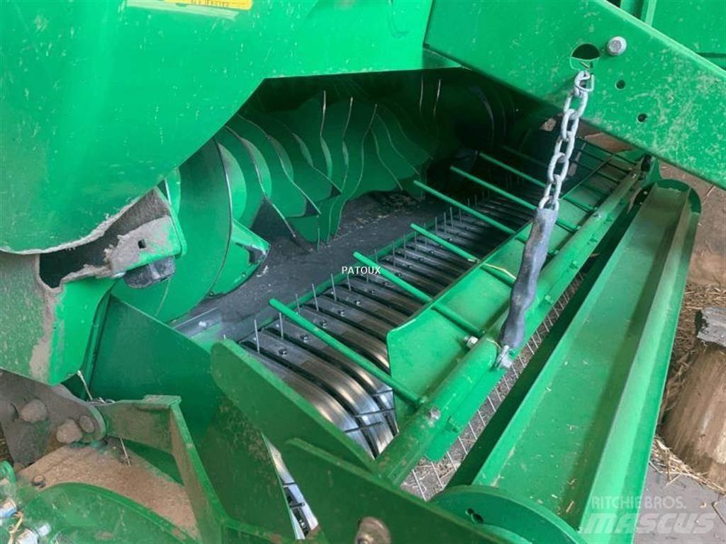 John Deere V461M Rundbalspressar