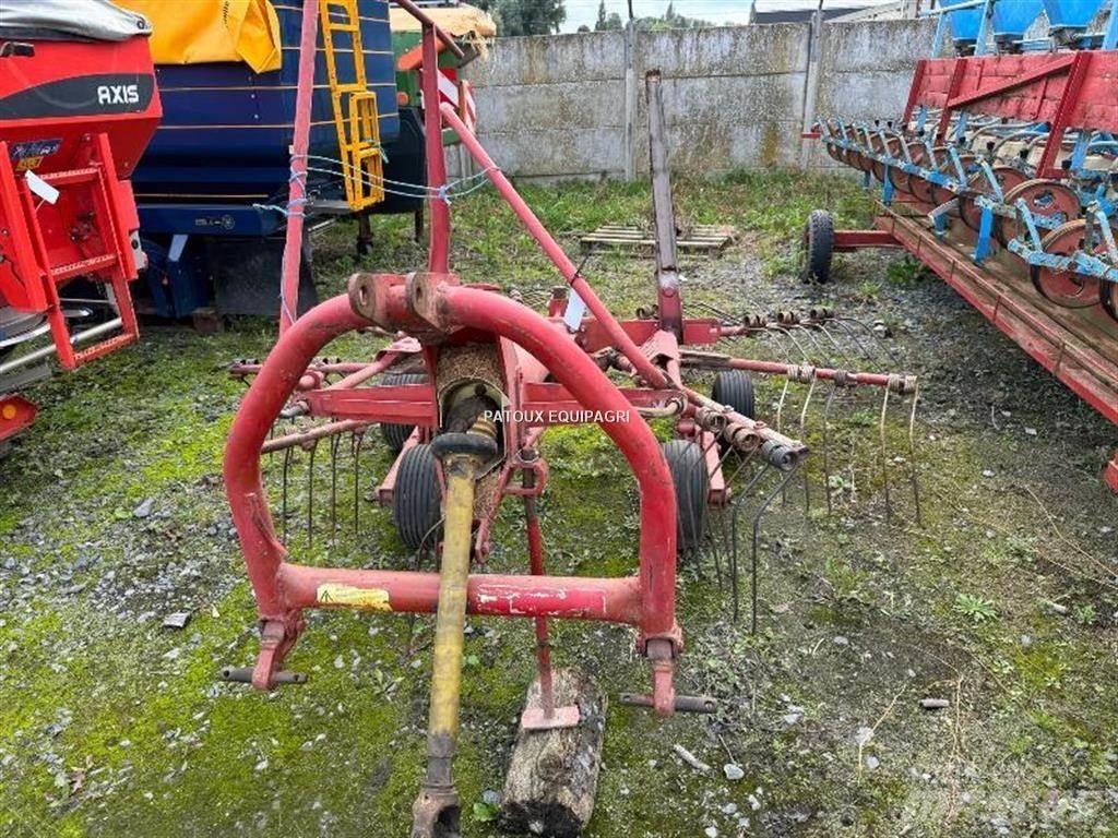 Kuhn GA300 Vändare och luftare