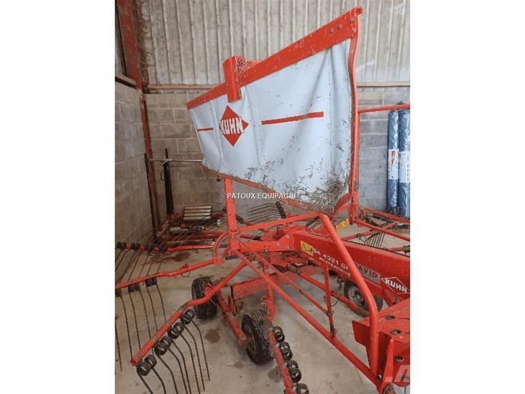 Kuhn GA4321 Vändare och luftare