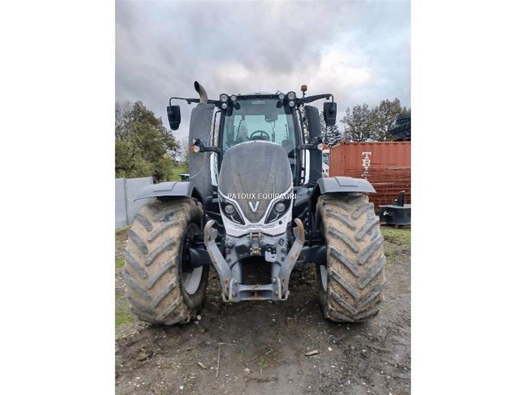Valtra T214 DIRECT Traktorer