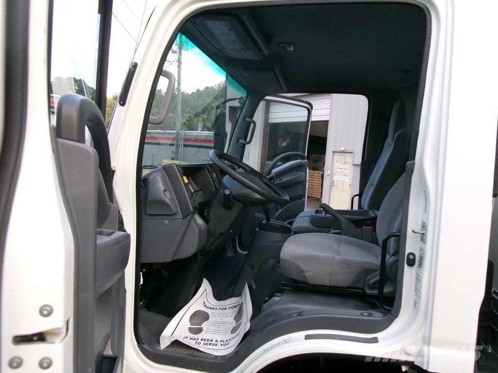 Isuzu NPRHD Skåpbilar