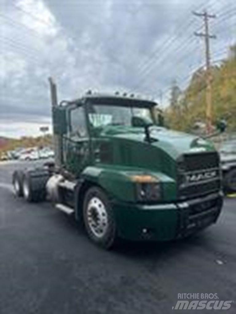 Mack AN64T Dragbilar