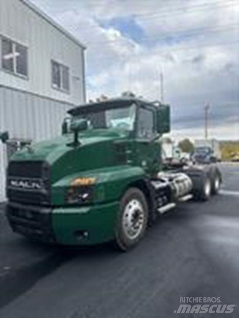 Mack AN64T Dragbilar